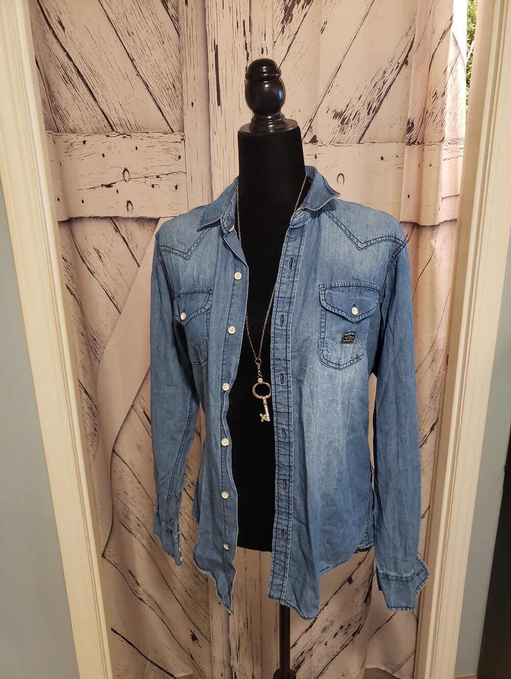 Light Blue Denim Button-Front Shirt DARK BLACK Brand